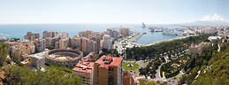 Málaga, La Malagueta and port (from Gibralfaro; 2015)